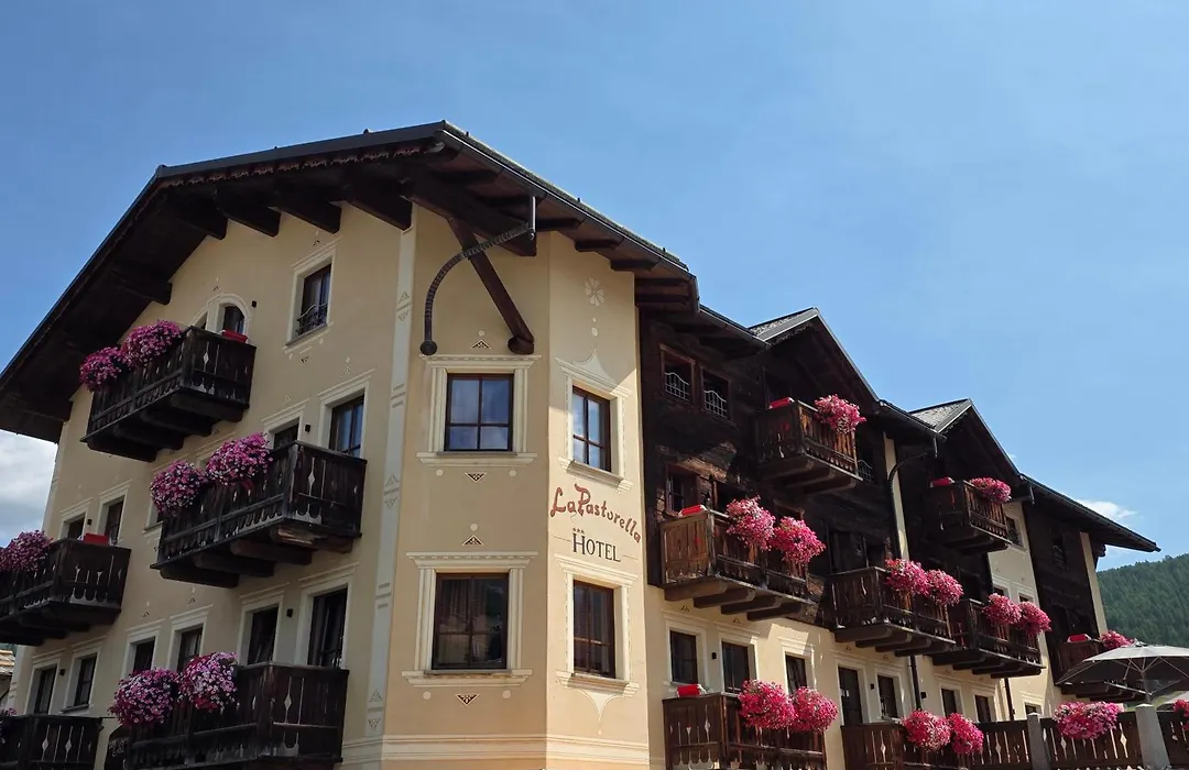 Hotel La Pastorella-1